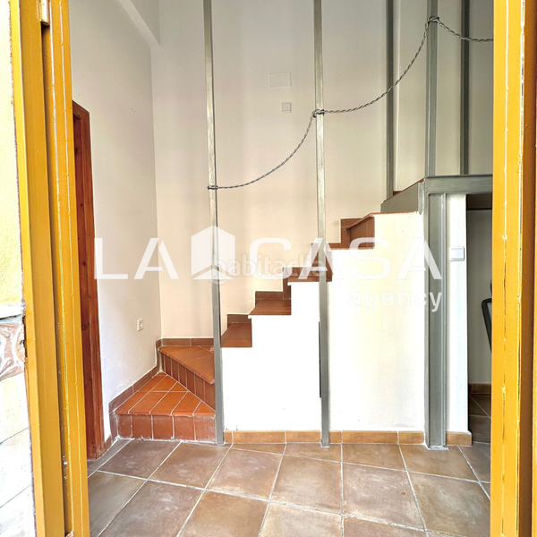 Foto 48b30034-266d-4b47-9298-f6bbd26fdc7e. Loft in Cruz Roja Sevilla