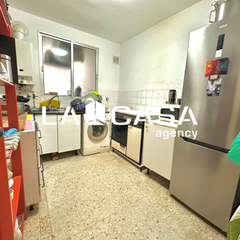 Appartement  Calle sol. Amplio piso con terraza, trastero y garaje en zona emblemática d