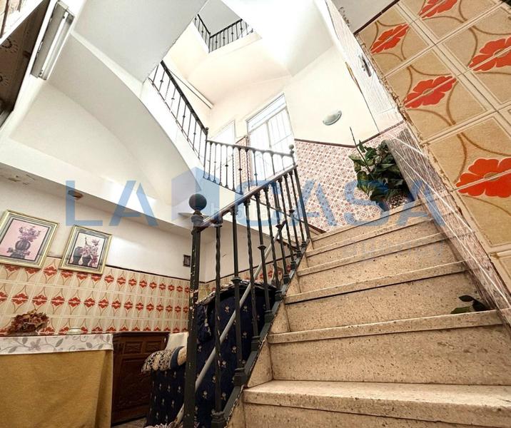 Foto 75d7f845-98d4-4153-8288-378775f59618. Haus mit parking in San Carlos - San José Sevilla