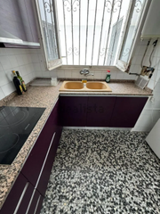 Appartement  Carrer dels sants just i pastor. Amplio piso de 4 dormitorios con balcón en carrer dels sants jus