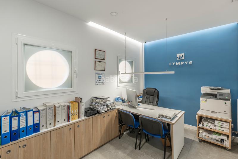 Foto f0996a35-14f0-46a4-86c8-a83b4ecbf5fb. Local comercial oficinalocal comercial en calle calatrava, en Madrid