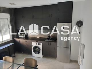 Lloguer Pis a El Arenal - La Pólvora. Luminoso piso amueblado con terraza privada en zona tranquila y