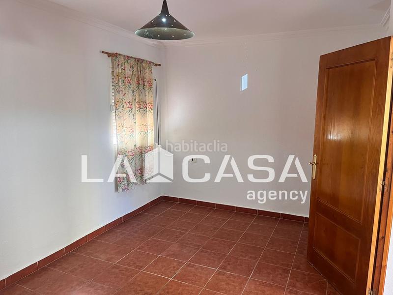 Foto bc7fe8b9-b3e0-4395-9bf0-e1ef2ea6eea2. Appartamento in La Reconquista - El Rosario Algeciras