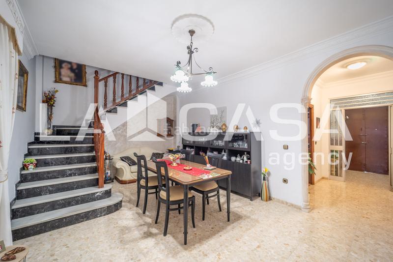 Foto 97b615f9-322a-489d-8078-2b08acf6c516. Casa amb calefacció a El Arenal - La Pólvora Dos Hermanas