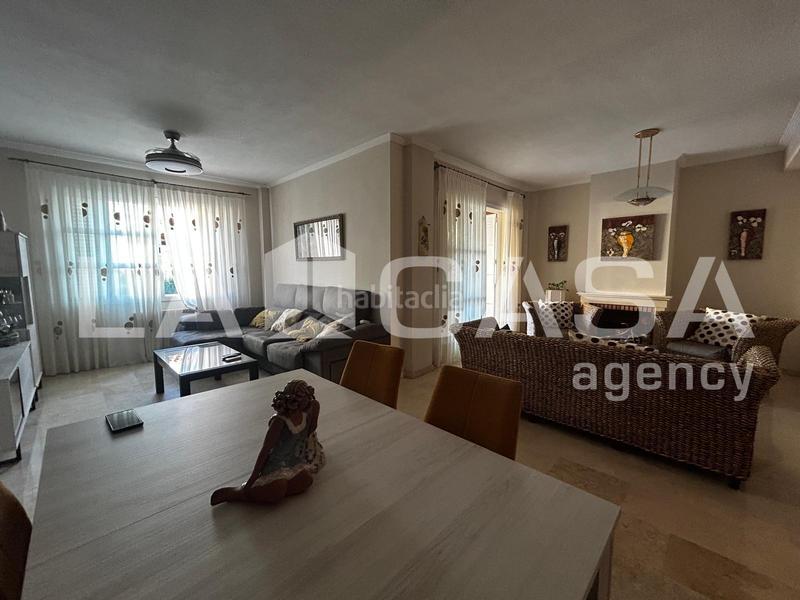 Foto b562a91c-0340-4918-9836-58a5033f15e9. Maison jumelée avec parking piscine dans Condequinto Montequinto