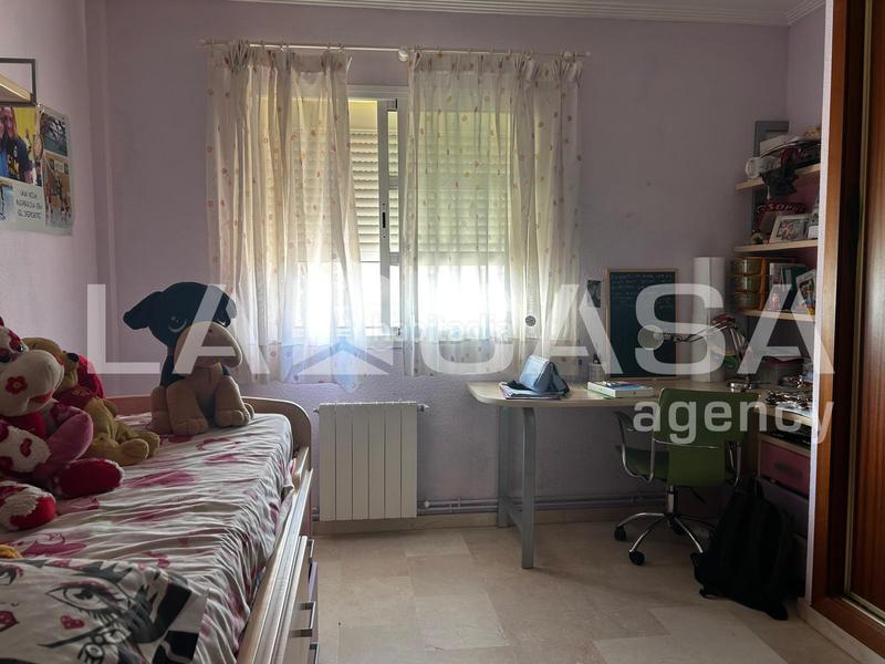Foto d44e2152-e33b-46a4-a188-a607ac4f0ff7. Maison jumelée avec parking piscine dans Condequinto Montequinto