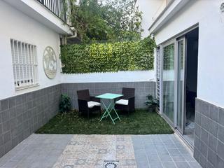 Appartamento in Barrio del Nervión. Piso con apartamento independiente y patio privado en marqués de