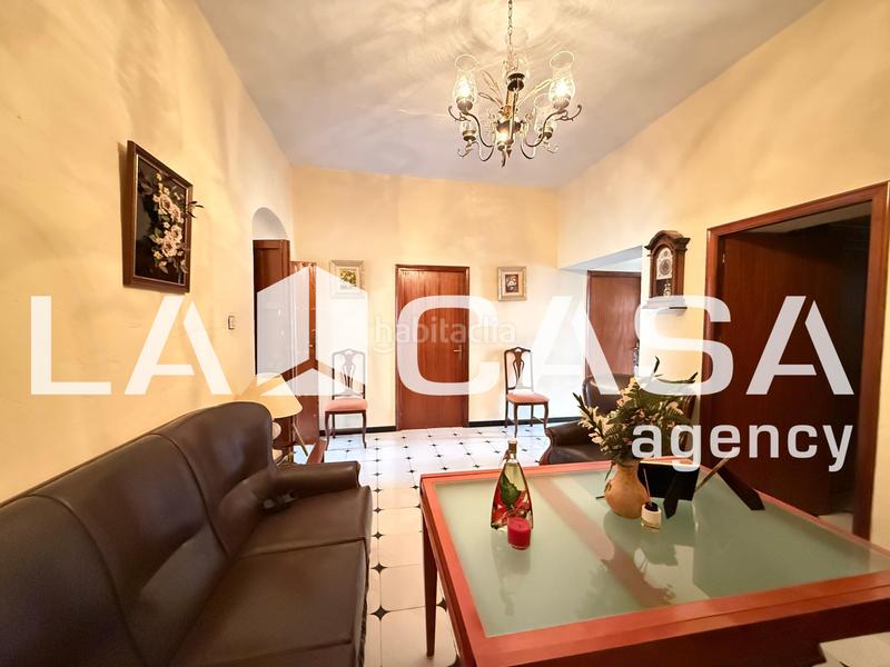 Foto 57bf4139-1c94-4fee-b3c2-83f55e6723ff. Maison dans Centro - Doña Mercedes Dos Hermanas