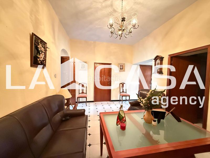 Foto 8061b68e-c5f9-4256-a52f-7353ffb6074e. Maison dans Centro - Doña Mercedes Dos Hermanas