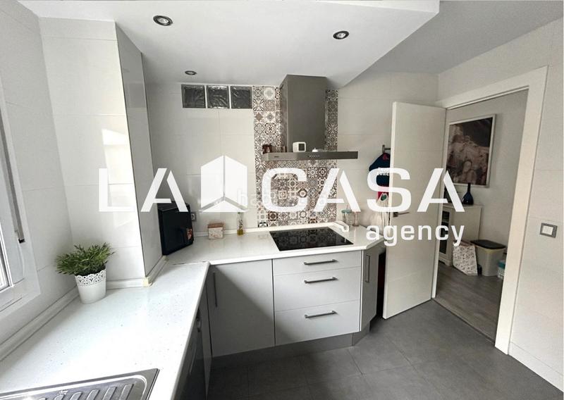 Foto d23a49e1-1729-492a-ab89-7c06dbef4344. Appartement dans San Carlos - San José Sevilla