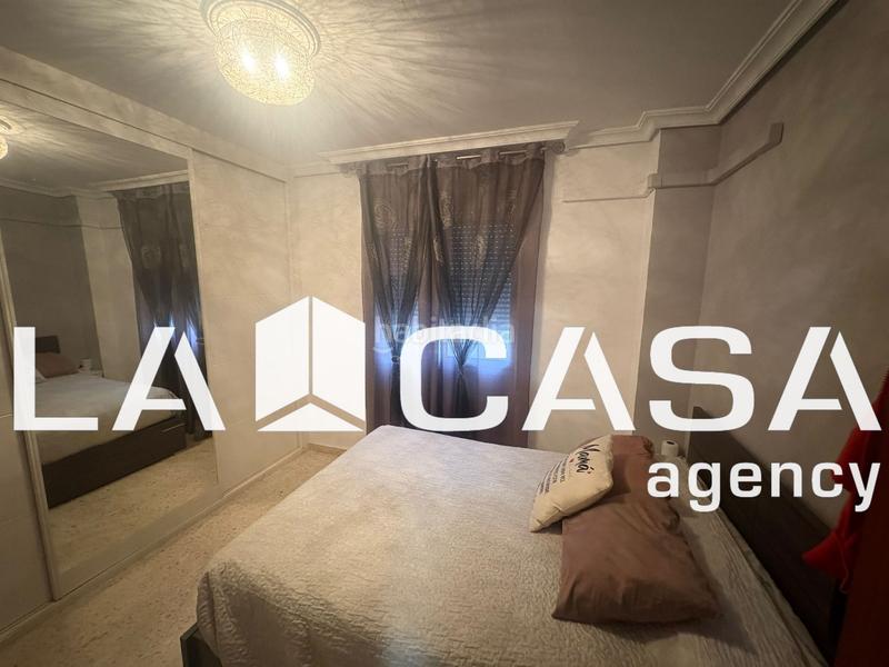 Foto 31ac0edb-ab36-429f-af64-6271f074d663. Flat with parking pool in El Arenal - La Pólvora Dos Hermanas