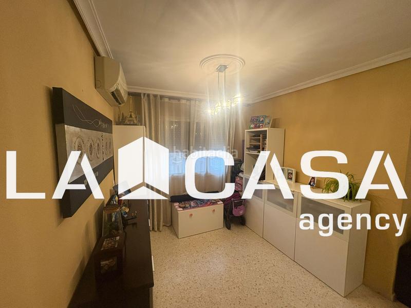 Foto 7ae83ff6-1823-4bd8-bb84-aab41fcdd416. Flat with parking pool in El Arenal - La Pólvora Dos Hermanas