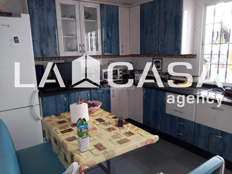 Foto cf46bc03-f094-417f-9da6-90438ca28760. Casa in Centro - Doña Mercedes Dos Hermanas