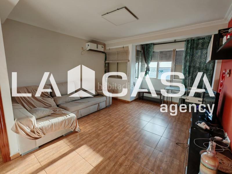 Foto 3650a972-b04f-463b-b218-f7f2fc2c94f0. Flat in Centro - Doña Mercedes Dos Hermanas