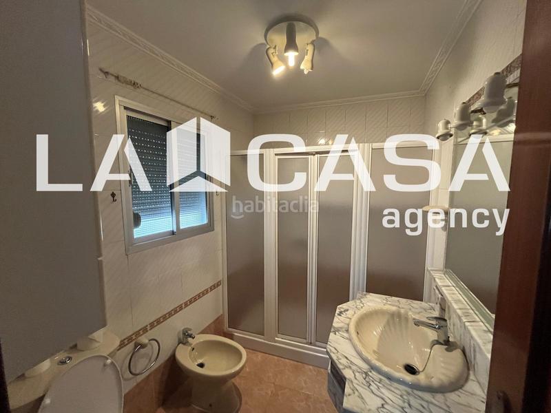 Foto 2b64d356-f45f-4341-8db4-866f5b094694. House with parking in La Motilla - Fuente del Rey Dos Hermanas