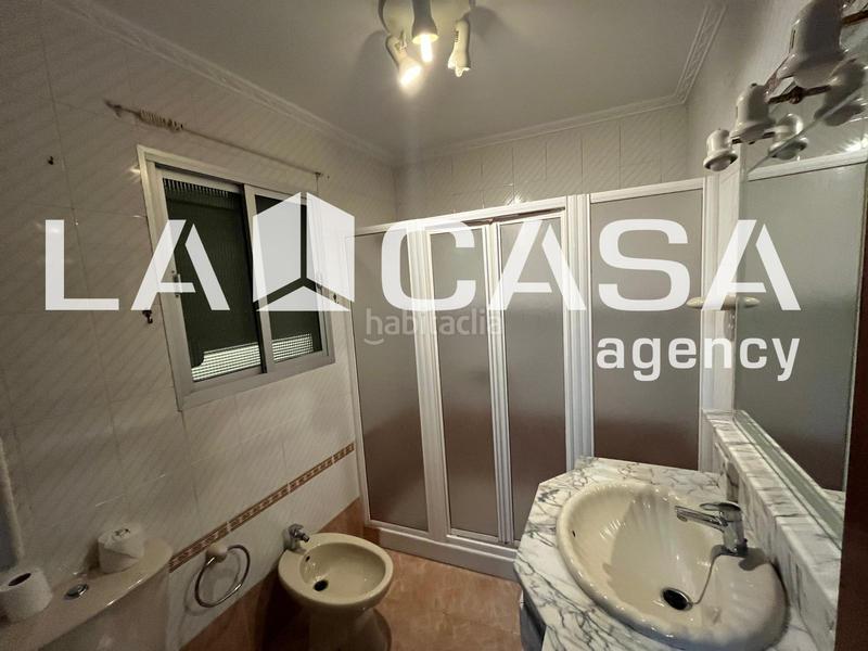 Foto 2eafaa5a-a488-4136-9c06-9e04d18df017. House with parking in La Motilla - Fuente del Rey Dos Hermanas