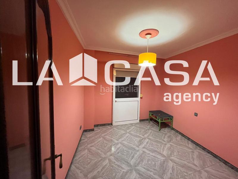 Foto 9846c66d-72a2-4fa5-8481-ad7f789a1910. House with parking in La Motilla - Fuente del Rey Dos Hermanas