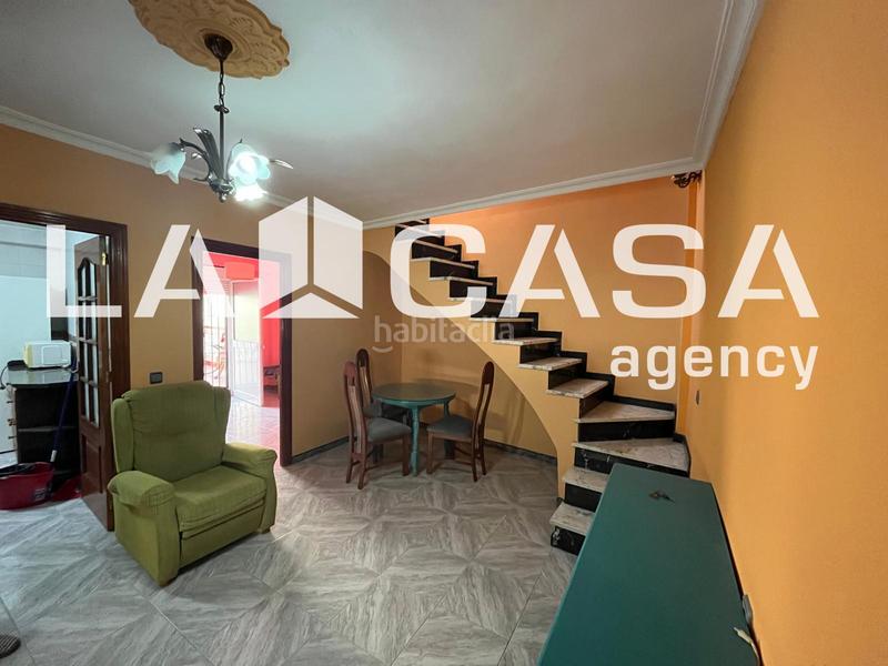 Foto e91b7c4c-e395-40b5-85d7-86f9ec73bd6d. House with parking in La Motilla - Fuente del Rey Dos Hermanas