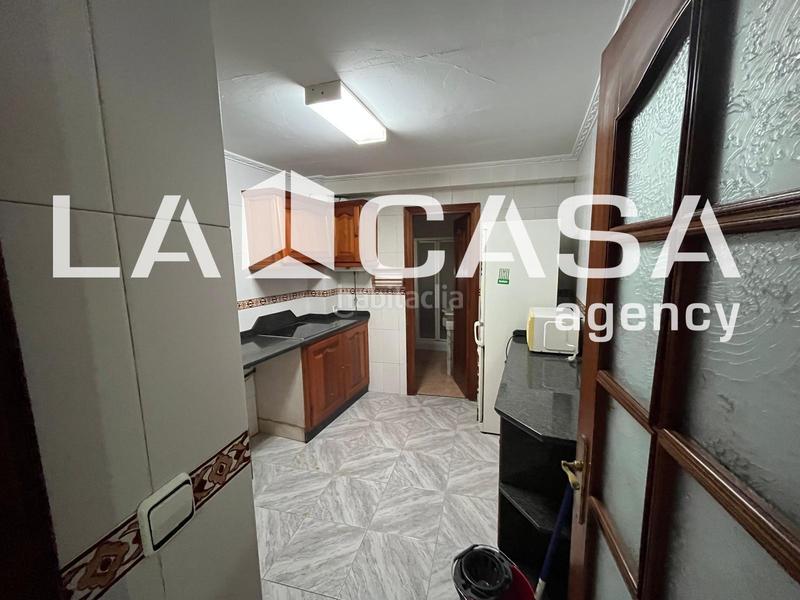 Foto f6fdf8f5-bb9c-4923-9dc0-a94104876af5. House with parking in La Motilla - Fuente del Rey Dos Hermanas