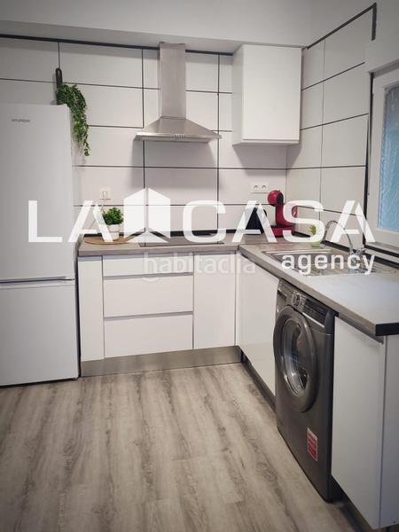 Foto 38aa2480-38d3-42b7-87b2-e14829f1b48d. Alquiler piso en Bellavista Sevilla