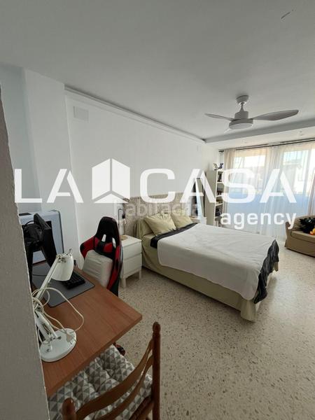 Foto 05c56887-20ca-4e30-b30a-4e0fe40ae195. Casa adossada amb aparcament a La Motilla - Fuente del Rey Dos Hermanas