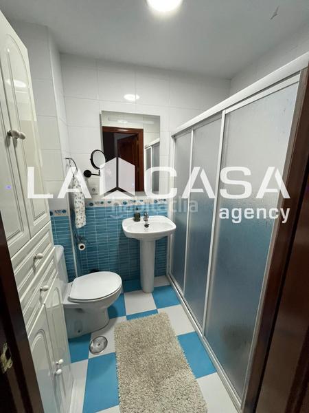 Foto 9acb53a2-5827-4582-89f0-010cdacab41d. Casa adossada amb aparcament a La Motilla - Fuente del Rey Dos Hermanas