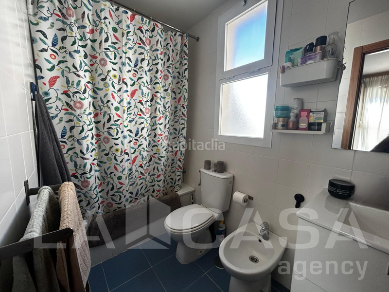 Foto c1151dab-0f02-4a16-913d-76be9bceb74c. Appartamento con parcheggio in Entrenúcleos Dos Hermanas