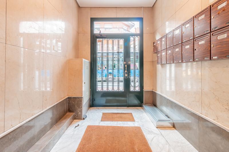 Foto b9a8b20b-64c7-49d8-8c03-c1f58c09bf5c. Etagenwohnung mit heizung in Abrantes Madrid