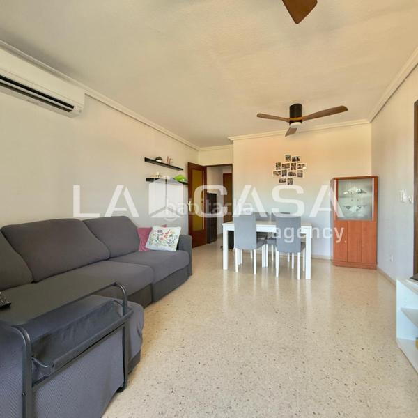 Foto 9d9da878-321d-4c80-9f04-70ea543216fa. Appartement avec chauffage dans Pino Montano - Consolación Sevilla