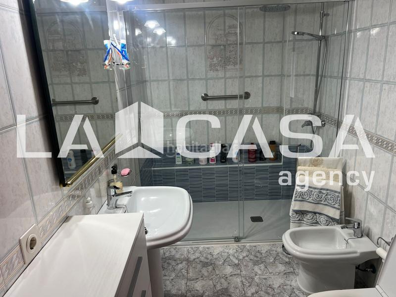 Foto c854068b-c162-488b-862e-4adea17bb7a9. Maison avec parking dans Centro - Doña Mercedes Dos Hermanas