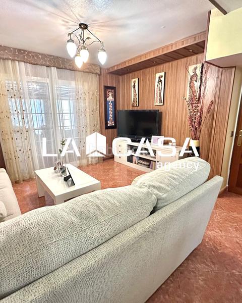 Foto 01321304-053d-42e5-84a4-310b653be2e2. Casa adosada en Urbadiez - Entrepuentes Sevilla