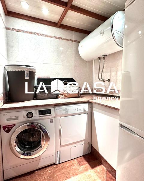 Foto 70499037-27a3-4a10-bf77-5b2a35deae72. Reihenhaus mit pool in Urbadiez - Entrepuentes Sevilla