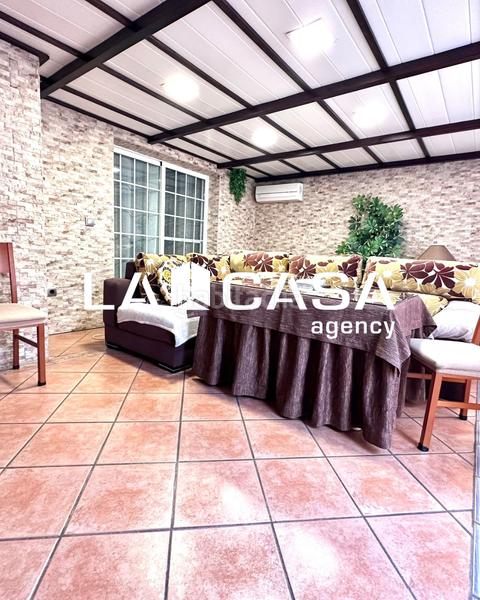 Foto 70f1b2c5-a543-4af7-b1b0-792f35d035fa. Reihenhaus mit pool in Urbadiez - Entrepuentes Sevilla