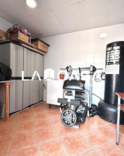 Foto dbe44d01-ad34-47c7-aa41-37ce5197e3ed. Reihenhaus mit pool in Urbadiez - Entrepuentes Sevilla