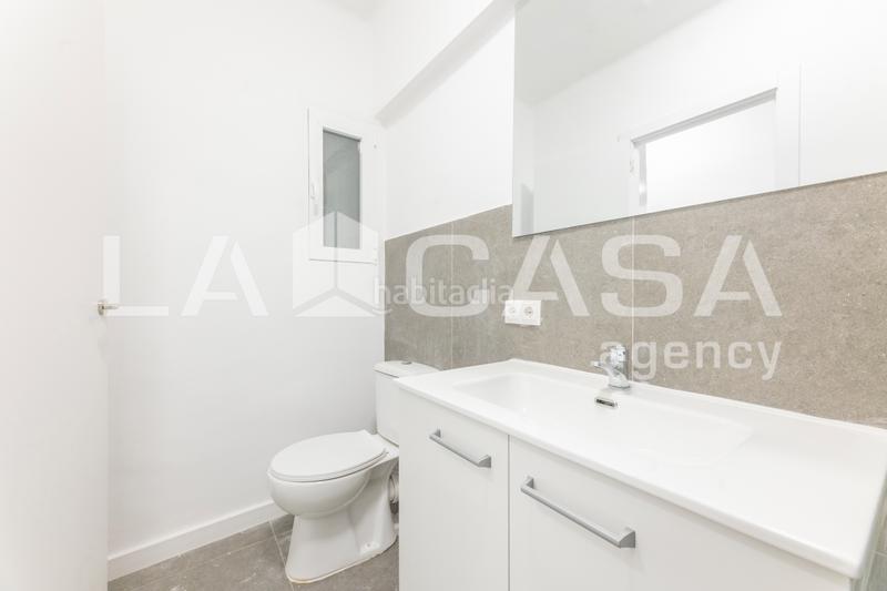 Foto 2eb3dc04-9021-485e-a02d-50c3ba8f22bf. Appartamento in Torrefiel Valencia