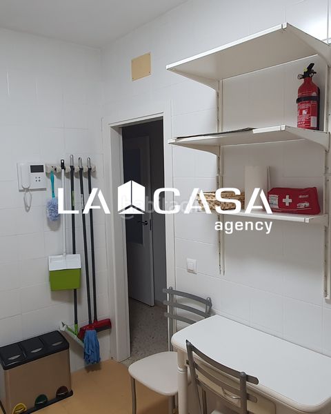 Foto e9cd1cdc-9fa1-460f-9358-2bc608cfde02. Pis a Triana Este Sevilla