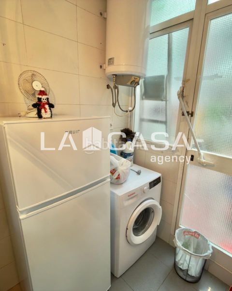 Foto b0e2152a-6a30-4cab-939b-c01b0b423255. Piso en El Torrejón - El Cerezo Sevilla