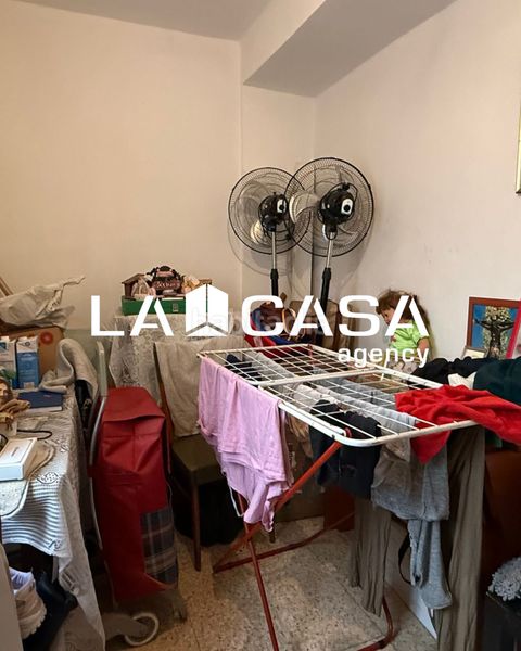Foto ac8c0a72-883e-437e-af6e-a1c283df4a26. Piso en El Torrejón - El Cerezo Sevilla