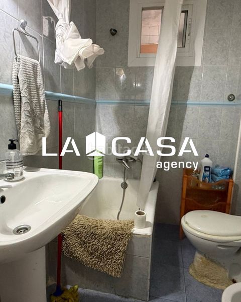 Foto f385647e-9019-4ae0-a38c-ad2893750837. Piso en El Torrejón - El Cerezo Sevilla