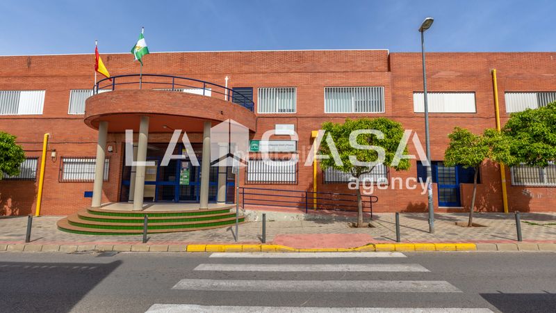 Foto ae15ae3a-53f9-4ad6-a13e-e117c2152590. Pis a Centro - Doña Mercedes Dos Hermanas