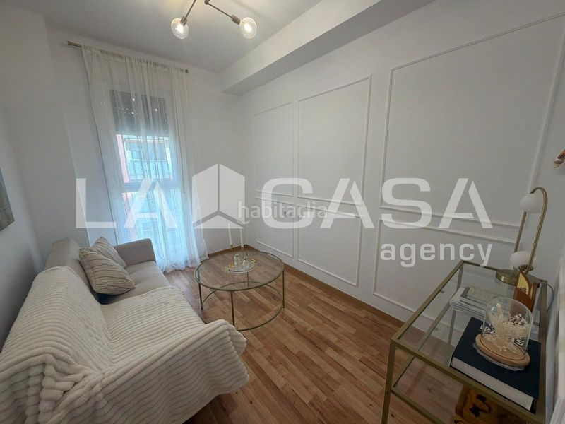 Foto 18f0bf30-f1b2-49f7-a5b8-2d00ebb1947f. Pis amb aparcament a Entrenúcleos Dos Hermanas