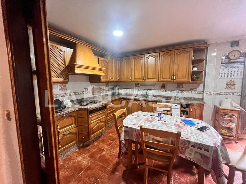 Foto 550c2663-a47a-4e4f-81e6-8d277ddd0a83. Pis a San Bernabé Algeciras