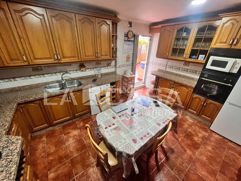 Foto 82712715-2262-4a3f-9400-61ba8ab2ec5b. Pis a San Bernabé Algeciras