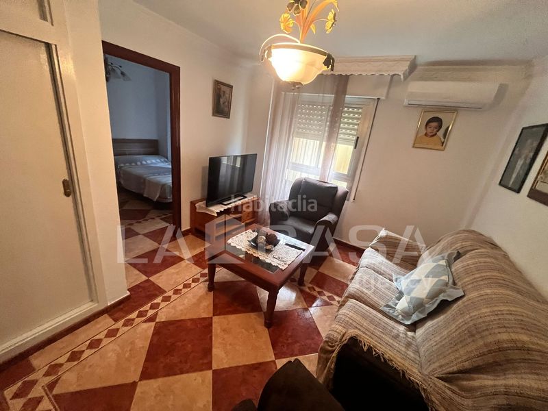 Foto 9ad2c681-28fb-415a-8088-8a50a255d107. Pis a San Bernabé Algeciras