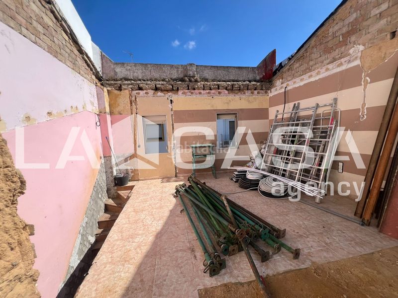 Foto b858cf19-b9f8-4eef-a5d6-6e4c7d55e3f8. Casa a El Arenal - La Pólvora Dos Hermanas