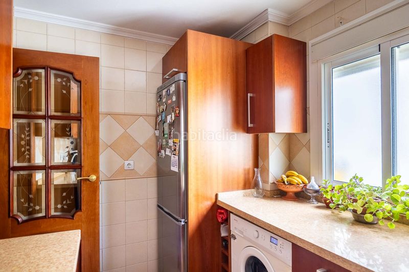 Foto 0a2285f3-4d95-4ff3-912e-2b8772342693. Piso en Juan XXIII - Rochelambert Sevilla