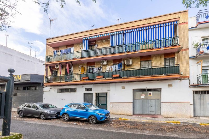 Foto 94dcc1c7-34e9-4673-9b8c-bb905f9291fe. Piso en Juan XXIII - Rochelambert Sevilla