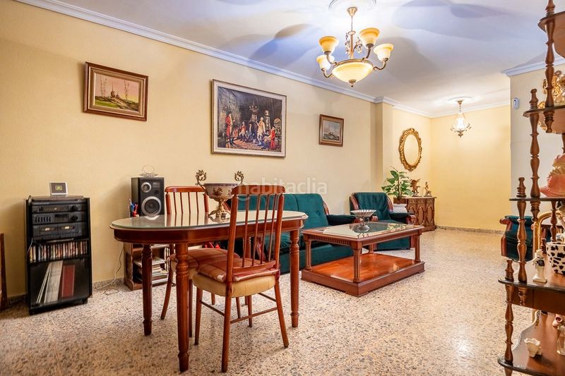 Foto 9f4dae8b-bf34-48d4-96e7-b5b5c243dea1. Piso en Juan XXIII - Rochelambert Sevilla