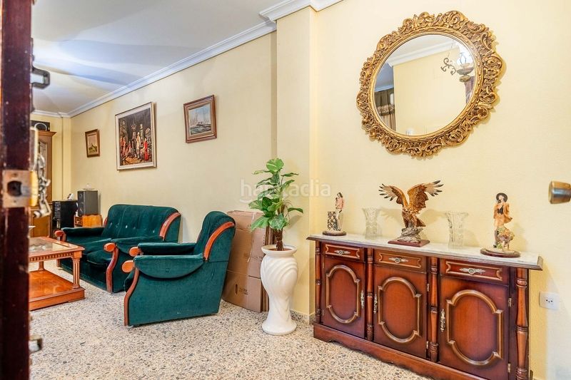 Foto b0c744ff-5bf7-4c69-b8fb-db186495ab4f. Piso en Juan XXIII - Rochelambert Sevilla