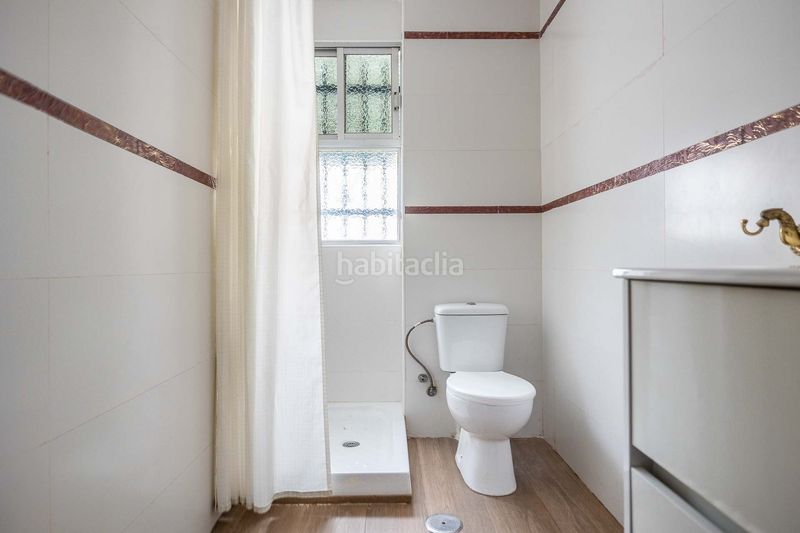 Foto b8250f97-547d-4f30-85cf-e5e9474387ca. Piso en Juan XXIII - Rochelambert Sevilla